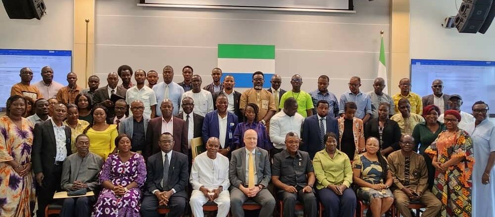 Group photo of participants